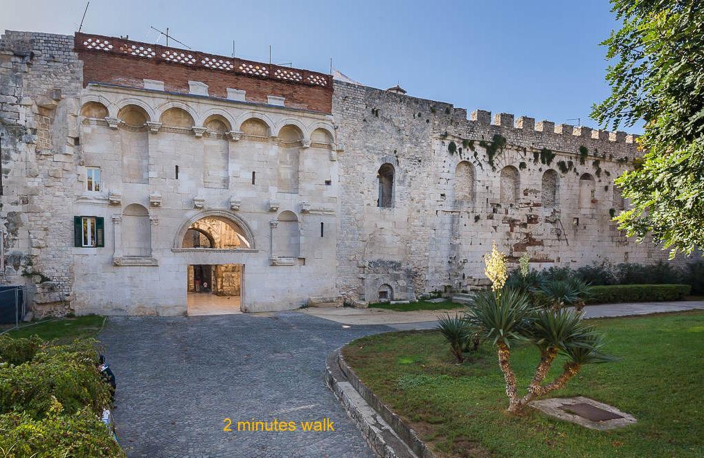 Old City Luxury Apartment Iris سبليت المظهر الخارجي الصورة